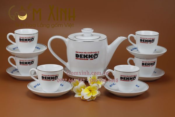 Mua Quà Tặng Gốm Sứ In Logo Ở Đâu - Xưởng In Logo Gốm Xinh