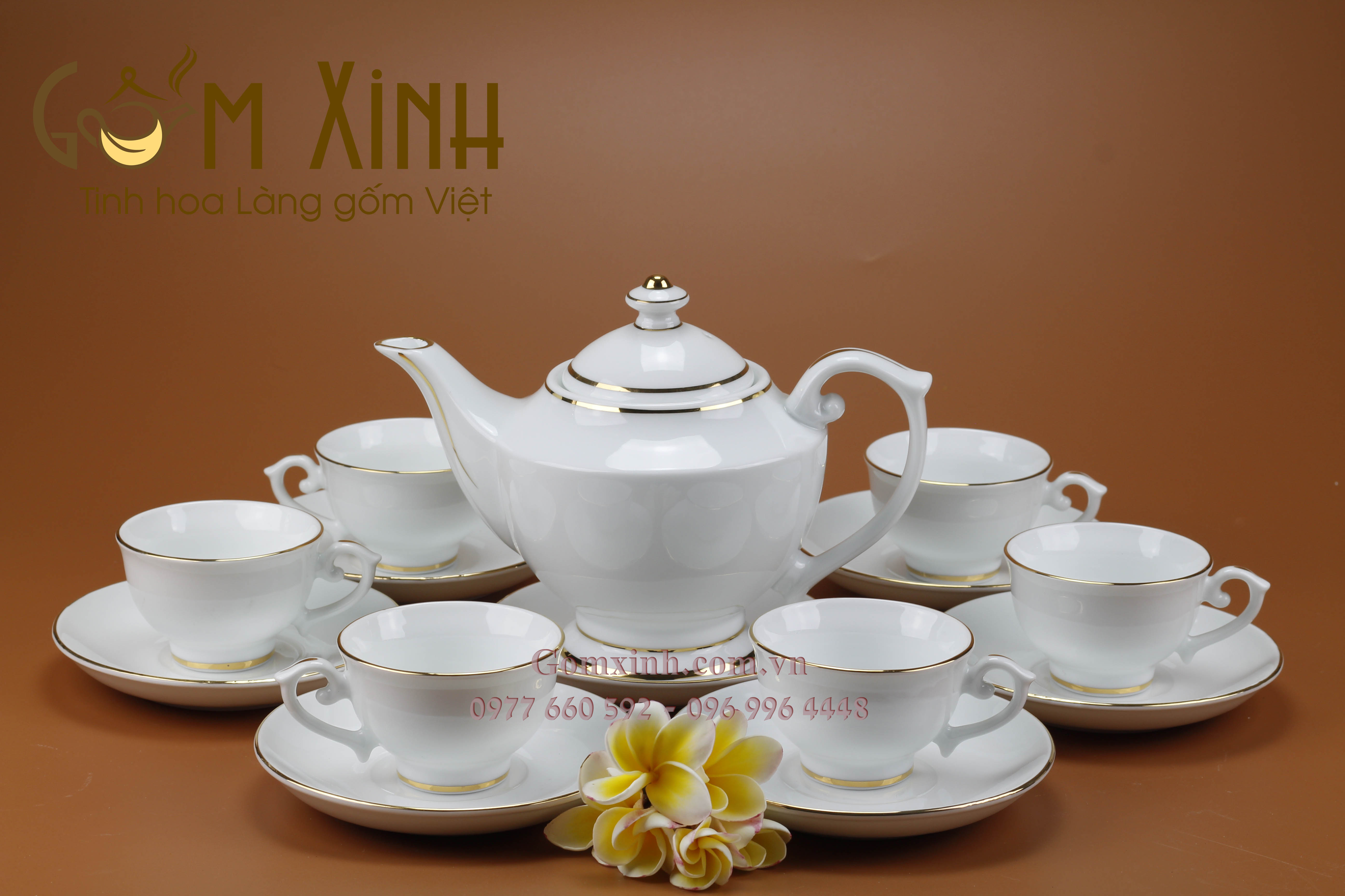 Bộ trà dáng Cúp cỡ S2 viền vàng kim