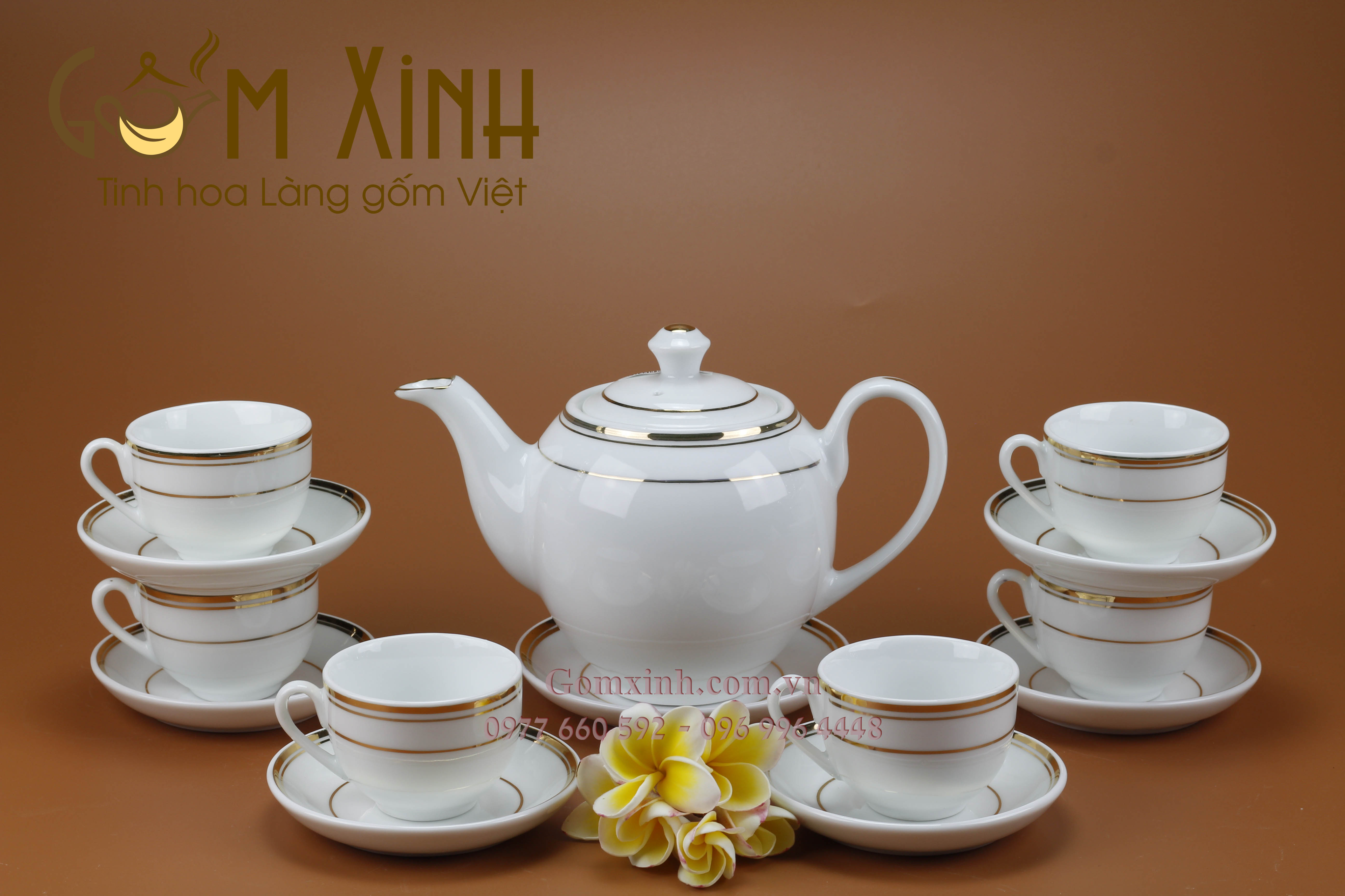 Bộ ấm chén dáng Minh Long viền vàng kim