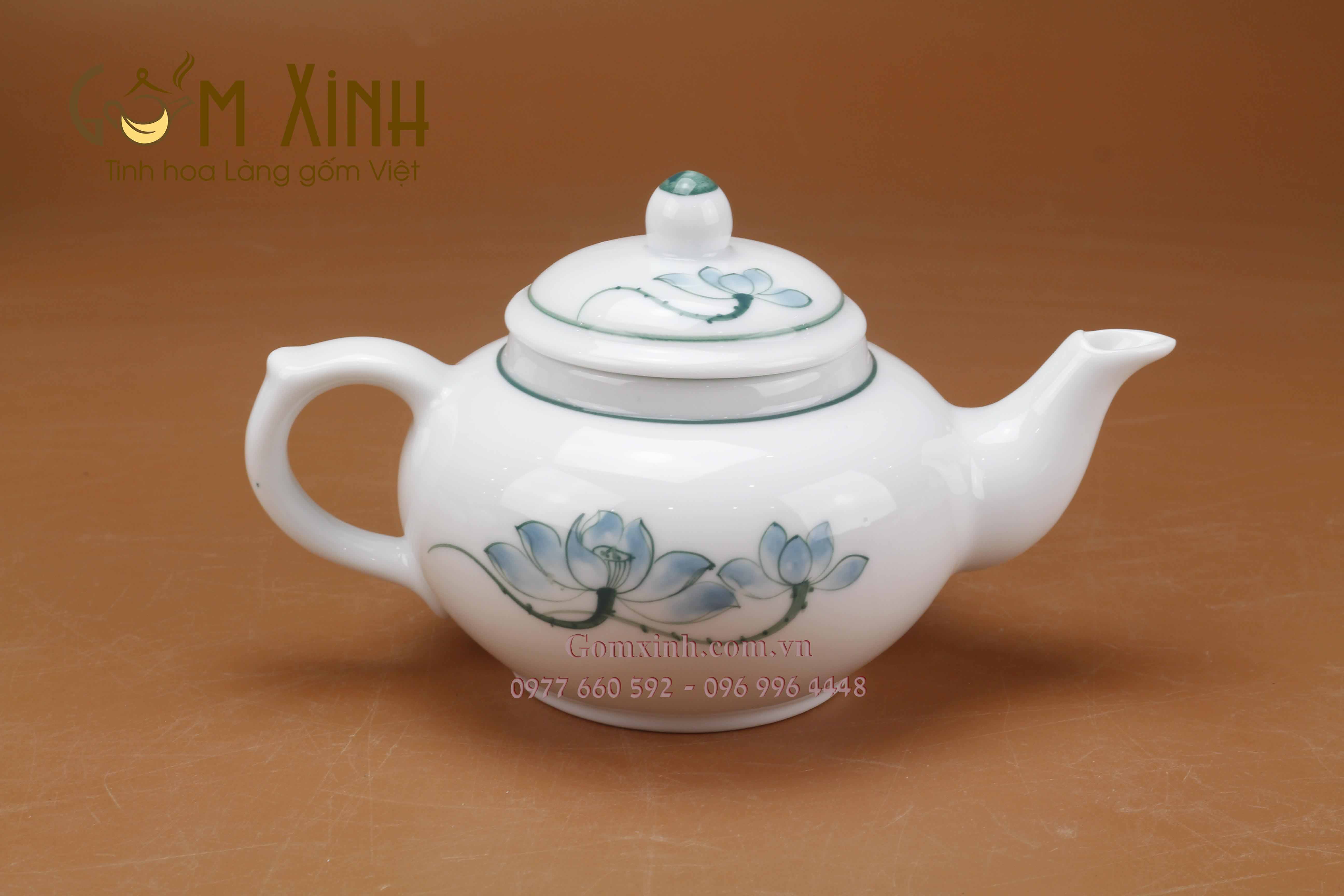 Bộ trà dáng Chuông vẽ hoa sen kèm khay & phụ kiện