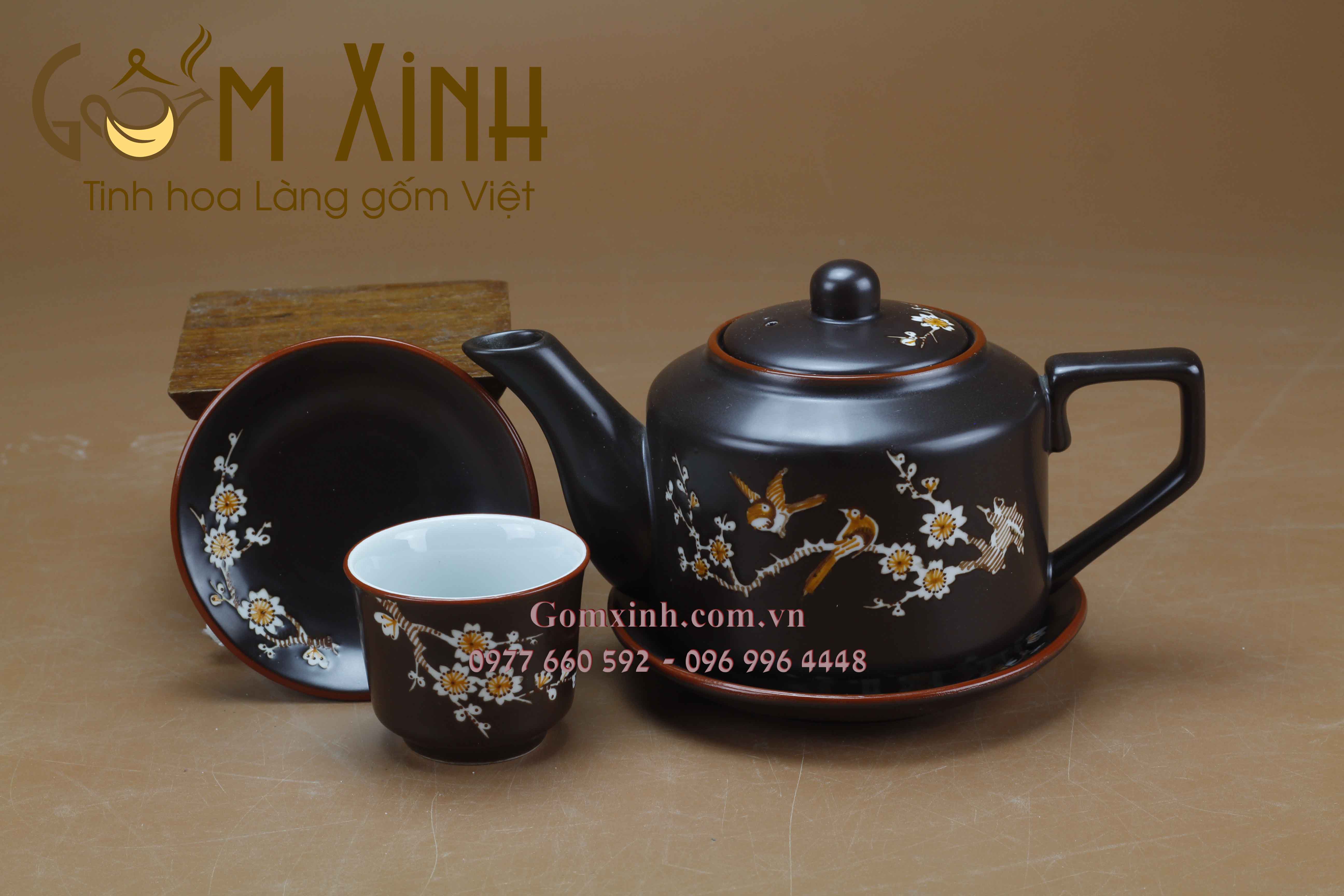 Bộ trà quai vuông khắc vẽ chim đào kèm phụ kiện