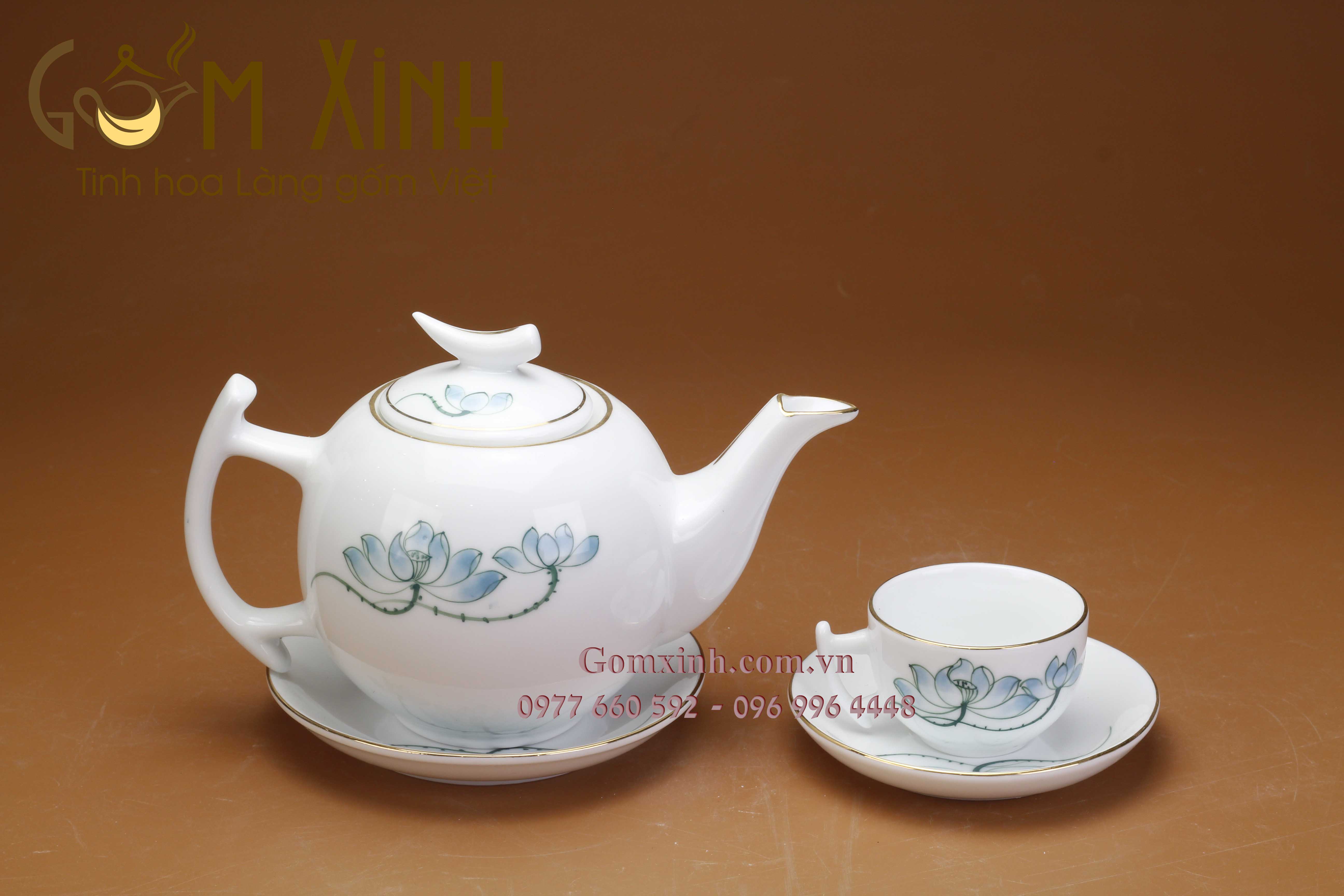 Bộ trà Bưởi cành vẽ hoa sen vàng kim