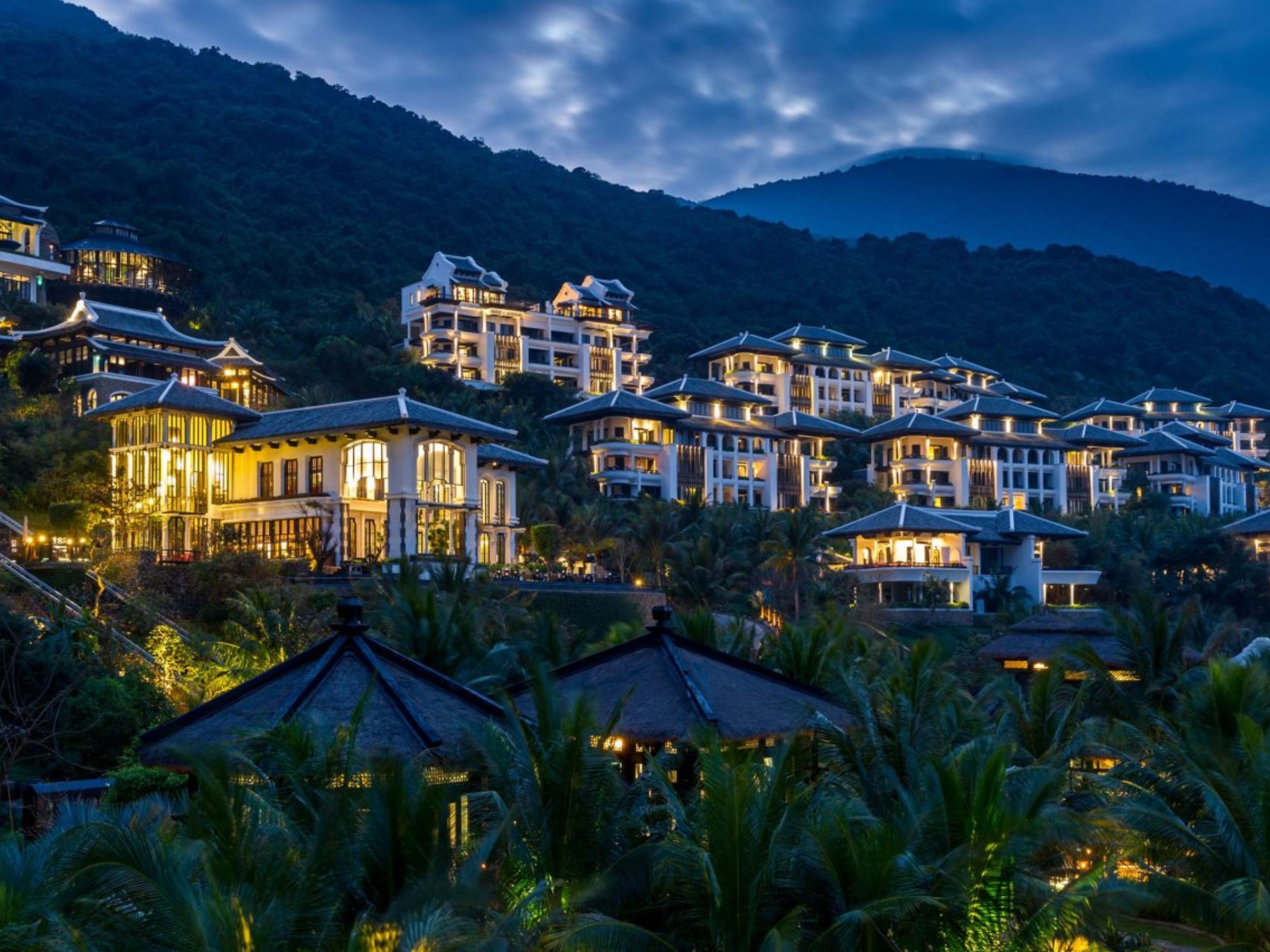 Khách sạn InterContinental® Danang Sun Peninsula Resort 5* Đà Nẵng
