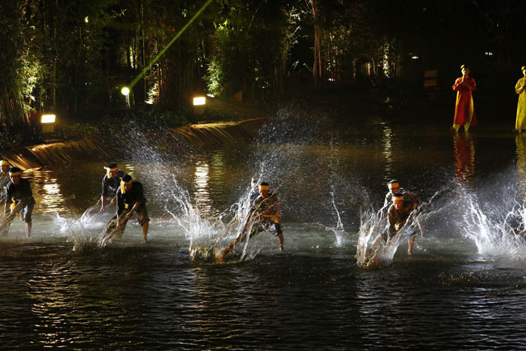 Thủa ấy xứ Đoài - “phép thử” táo bạo của đạo diễn Việt Tú