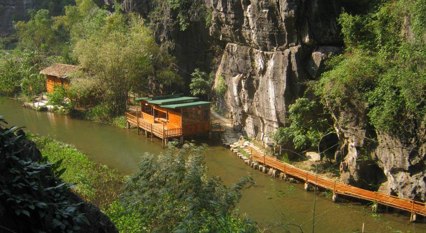 Đến Ninh Bình ở Chezbeo Valley Bungalows xinh xắn giữa đồng sen