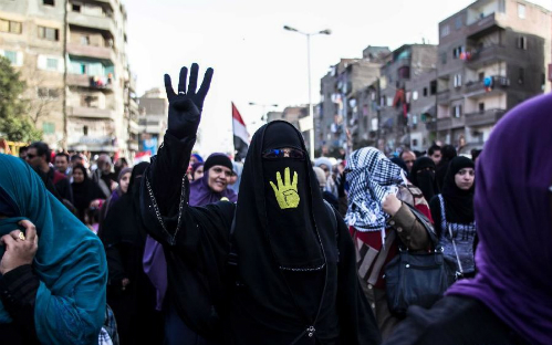 Những cử chỉ có thể khiến bạn gặp nạn khi du lịch nước ngoài