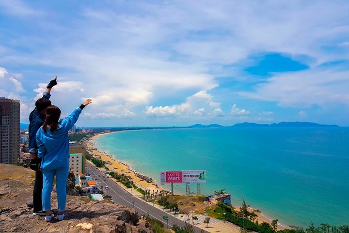 Cuối tuần lên đồi ngắm biển Vũng Tàu lộng gió