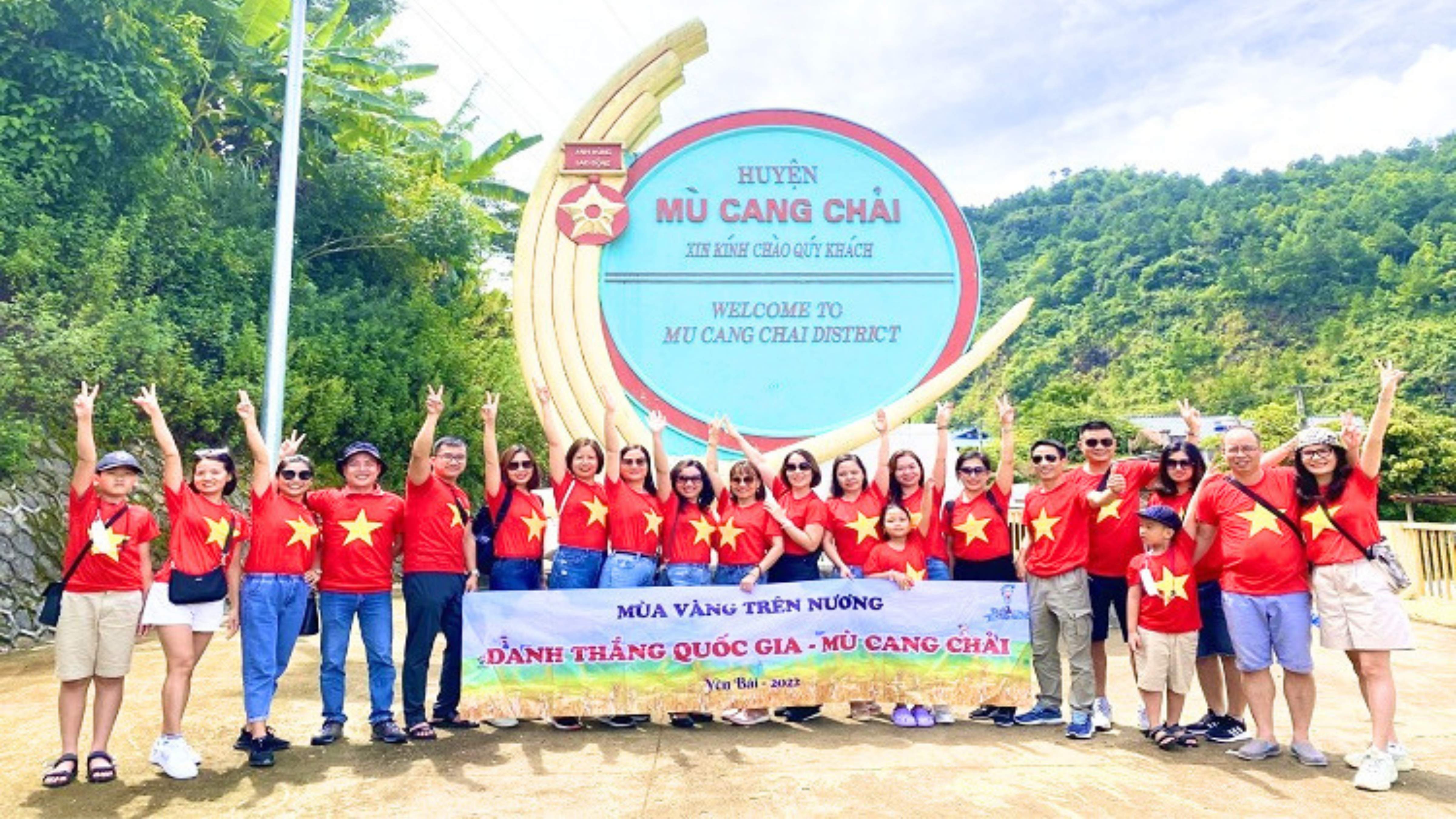 Giám đốc Đặng Thanh Tùng trên Báo Tin tức: Mù Cang Chải hút khách mùa lúa chín