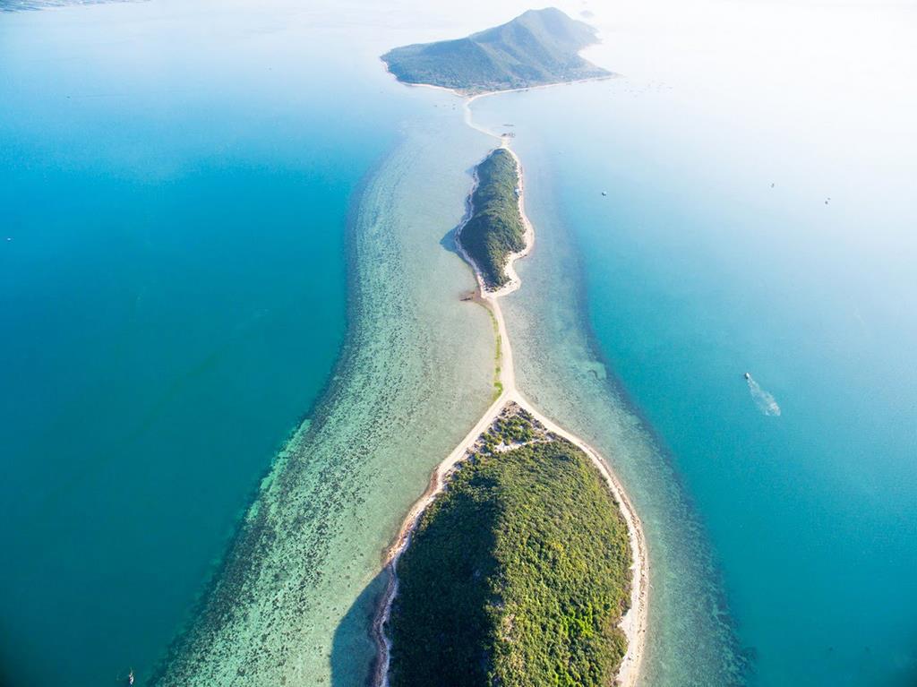 Một thoáng yên bình nơi vịnh Vân Phong, Nha Trang