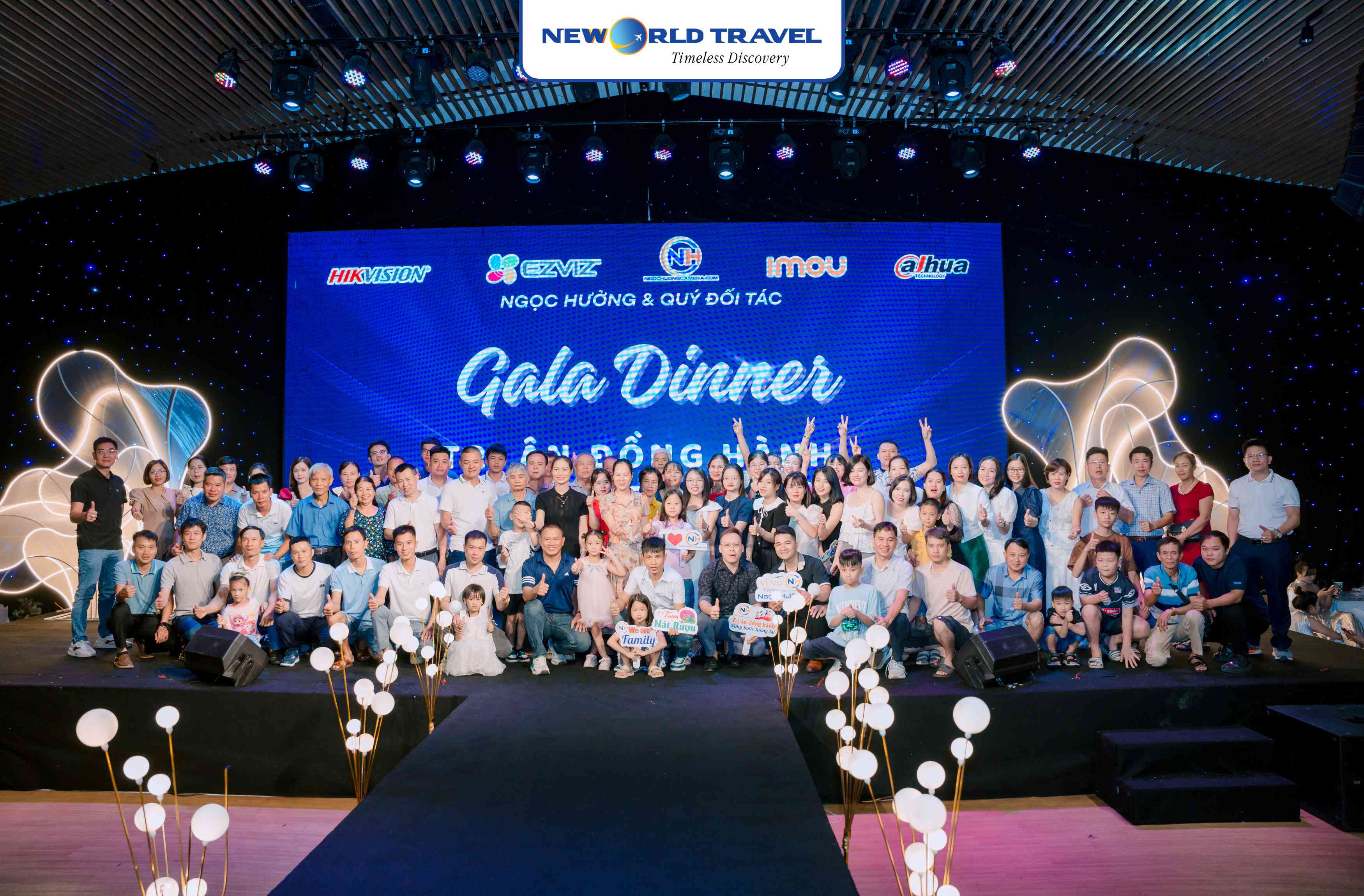 Đêm Gala Dinner 22/08/2025 Bùng Cháy - Gắn Kết Yêu Thương Tại Quảng Bình cùng gần 100 Quý khách hàng Du lịch Tân Thế Giới - New World Travel