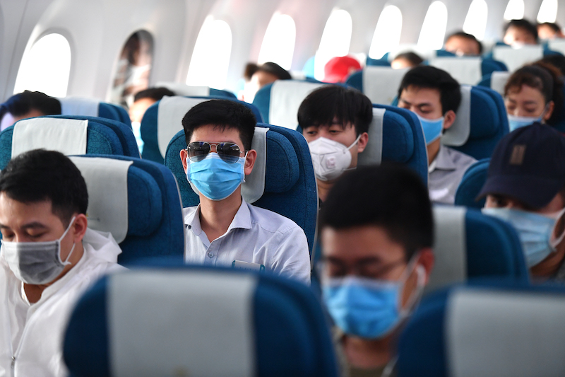 VNA khuyến cáo hành khách thực hiện nghiêm việc đeo khẩu trang