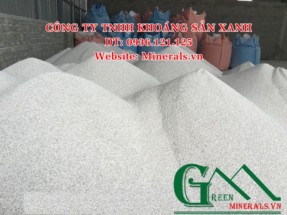 cát nhân tạo