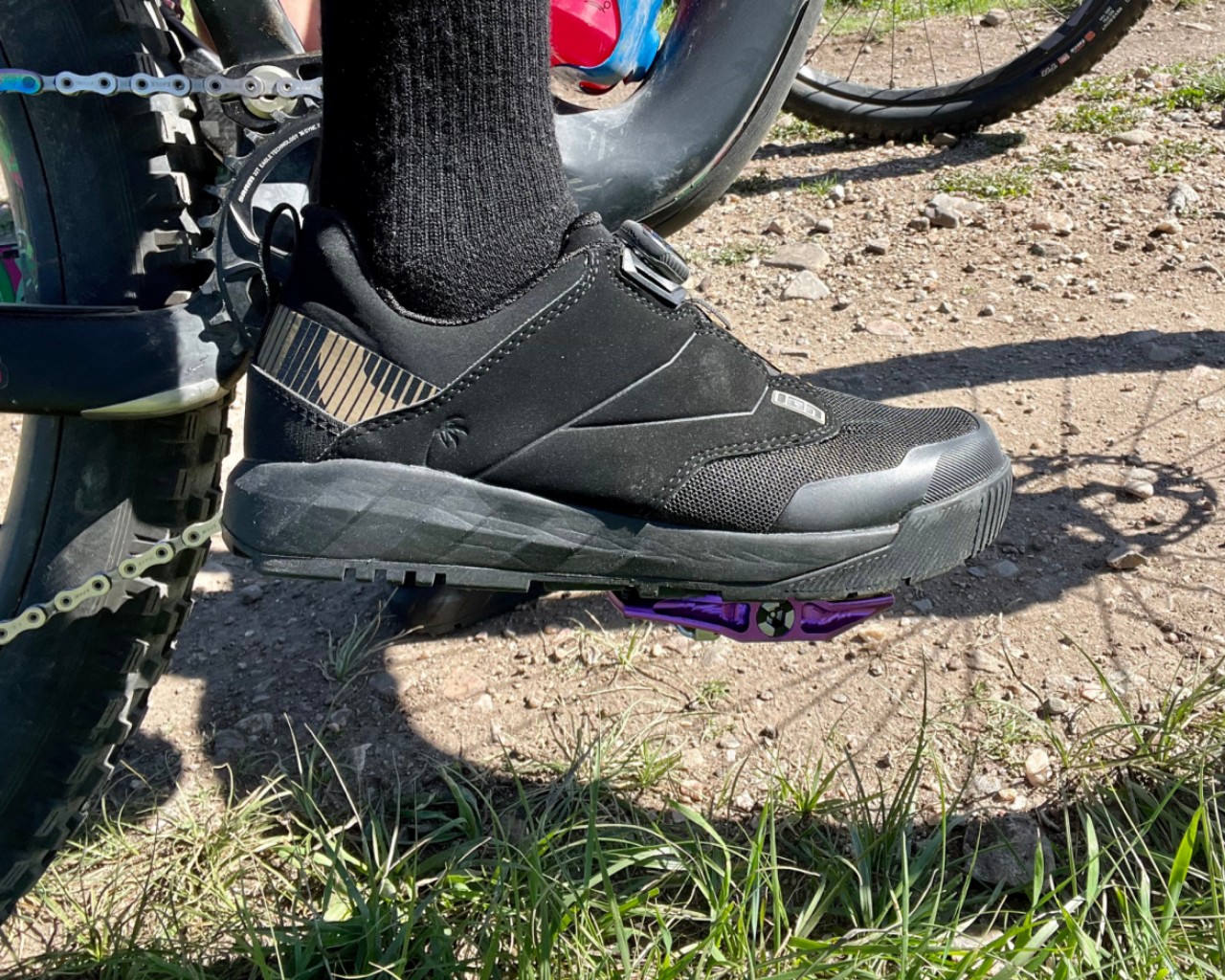 Giày đạp xe địa hình MTB ION Clipless khóa Boa Thụy Sỹ  - Black