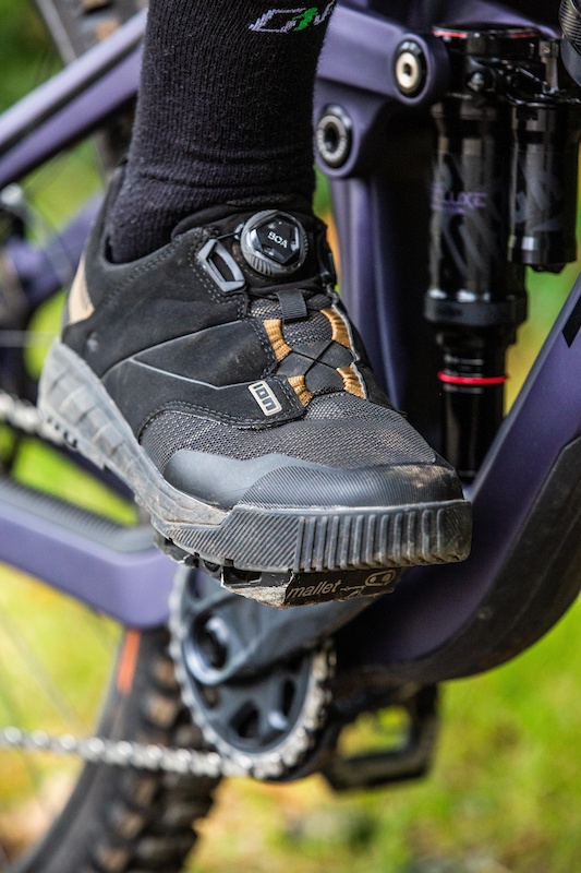 Giày đạp xe địa hình MTB ION Clipless khóa Boa Thụy Sỹ  - Black
