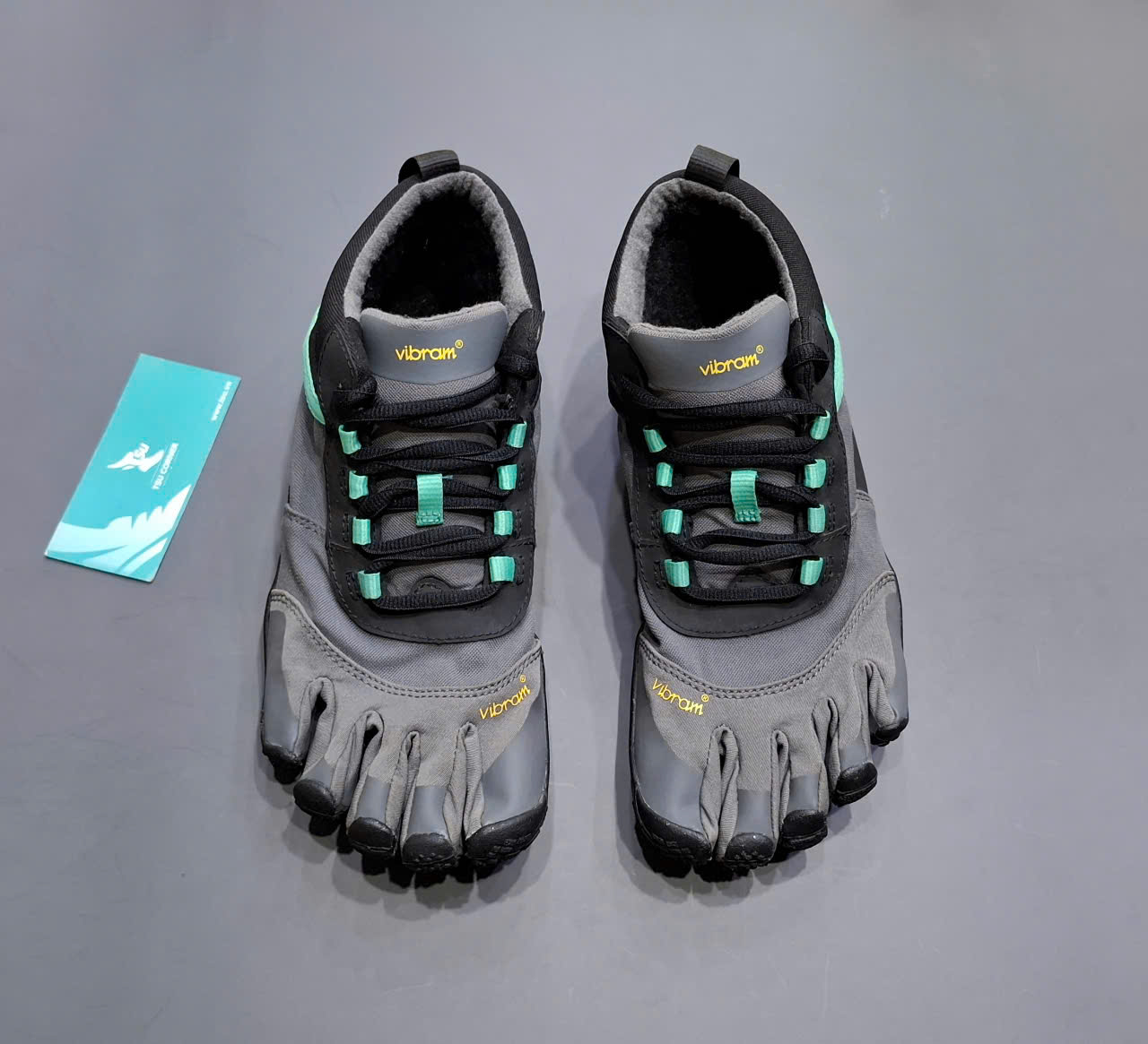 Giày 5 ngón Vibram V-trek Insulated Mid