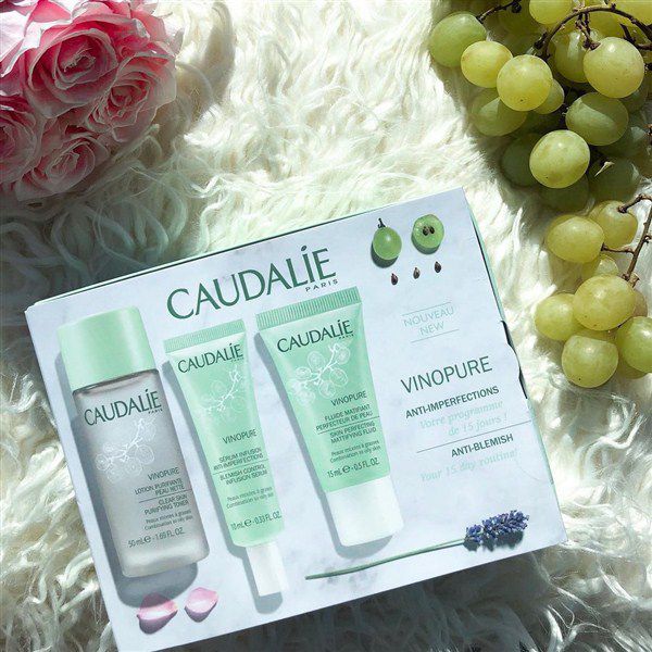 Bộ dưỡng da cho da mụn Caudalie VINOPURE