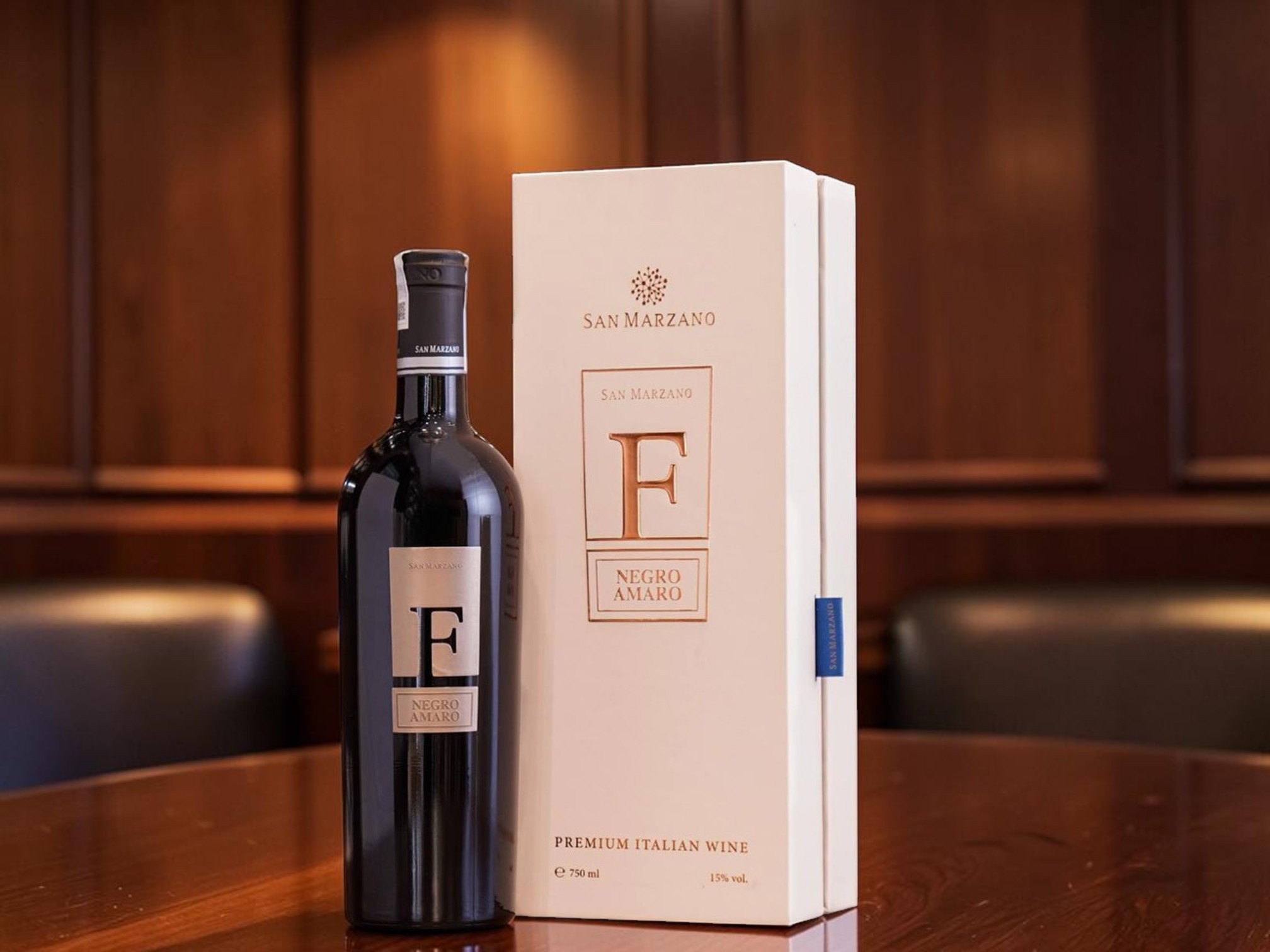 Nên chọn rượu vang F hay các dòng vang Ý khác để làm quà biếu