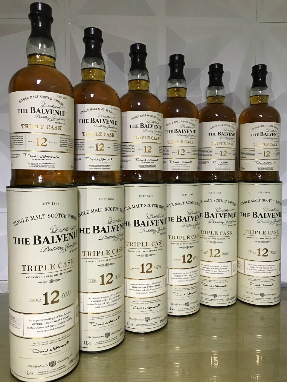 Rượu Balvenie 12 Triple Cask giá bao nhiêu? Cách thưởng rượu Balvenie ngon