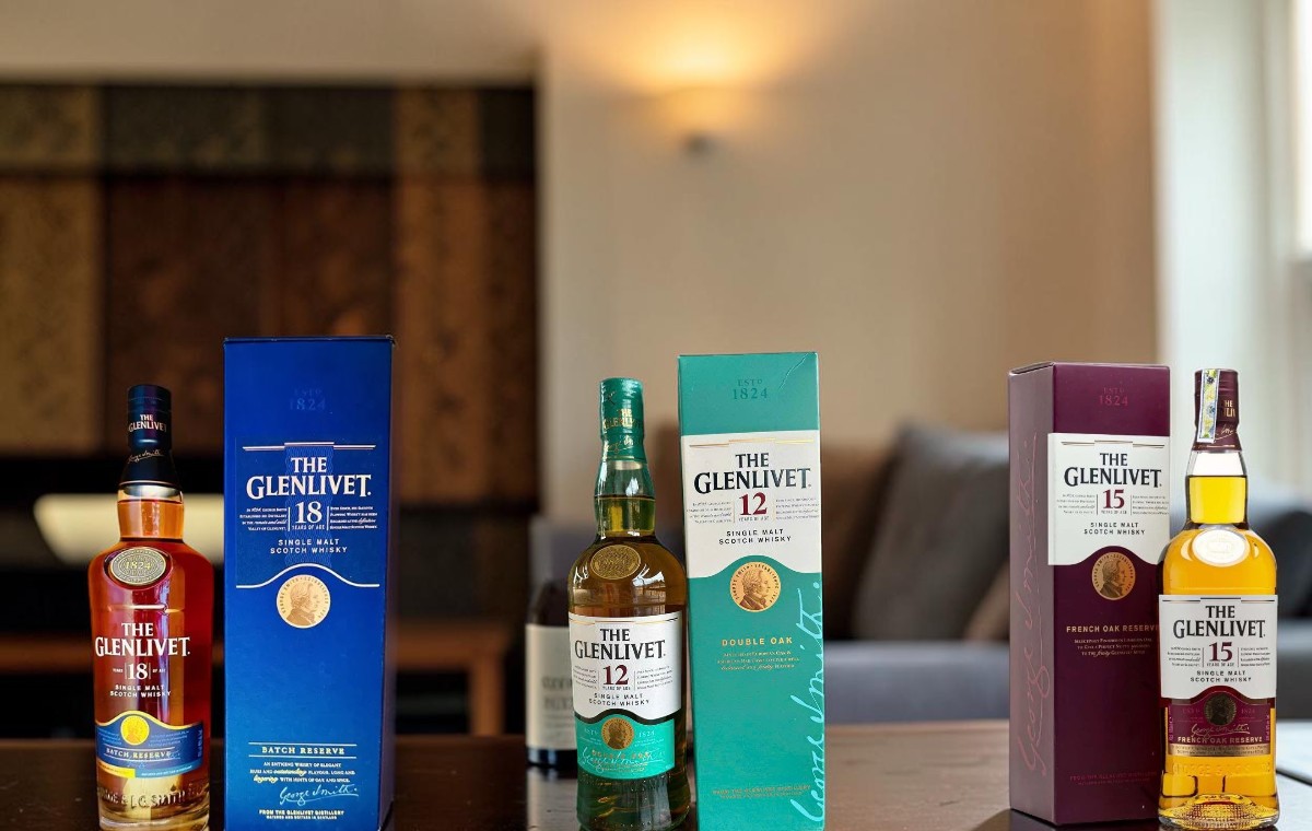 Glenlivet Và Chivas Khác Nhau Thế Nào Và Nên Chọn Loại Nào?