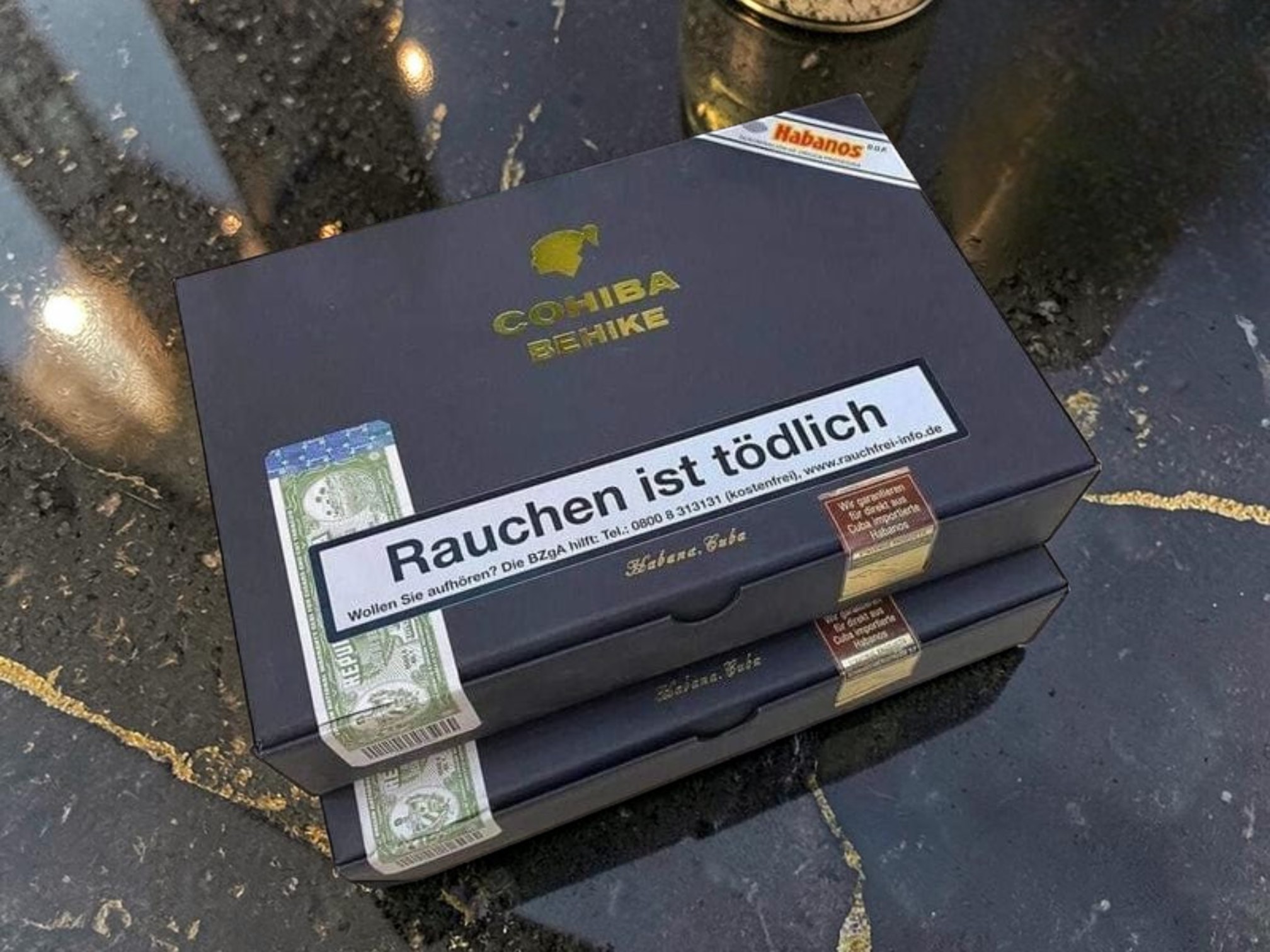 Nên chọn Cohiba Siglo VI hay Behike khi biếu sếp?