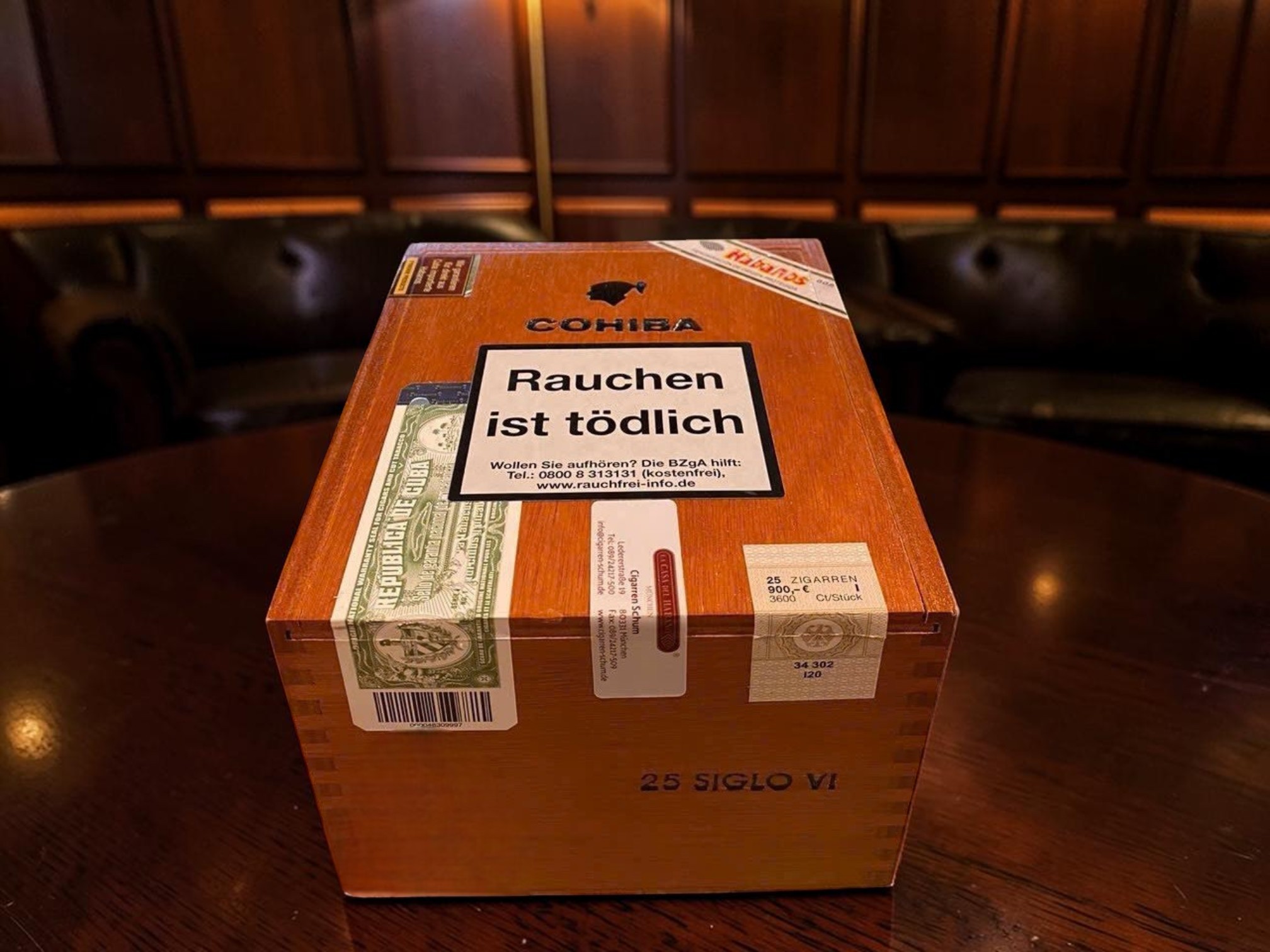 Có nên chọn xì gà Cohiba Siglo VI hộp 25 điếu để biếu sếp không?