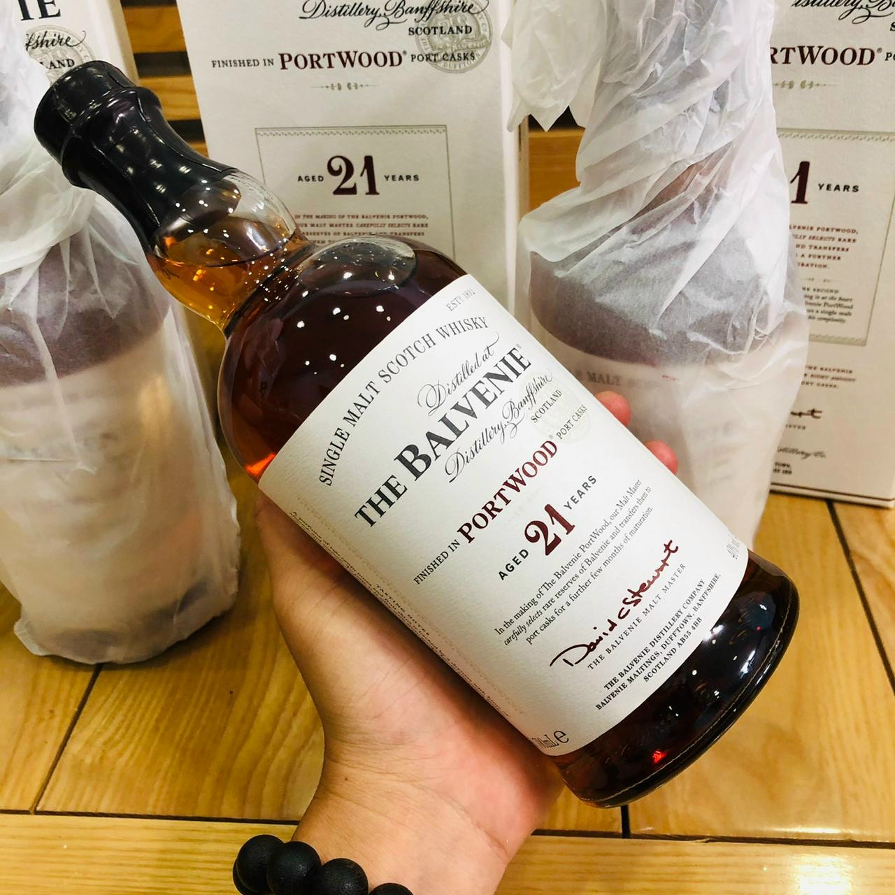 BALVENIE 21 NĂM PORTWOOD UK 1 88ef0636 c4c3 49c5 8cea 5b11f3a64dfc jpeg