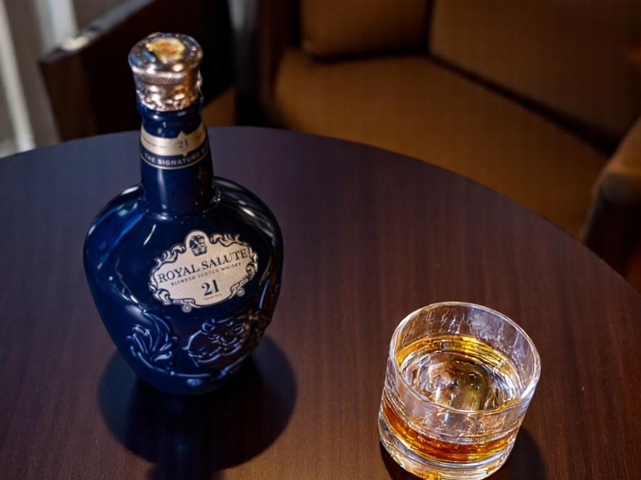 Rượu Chivas 21 năm 1 lít