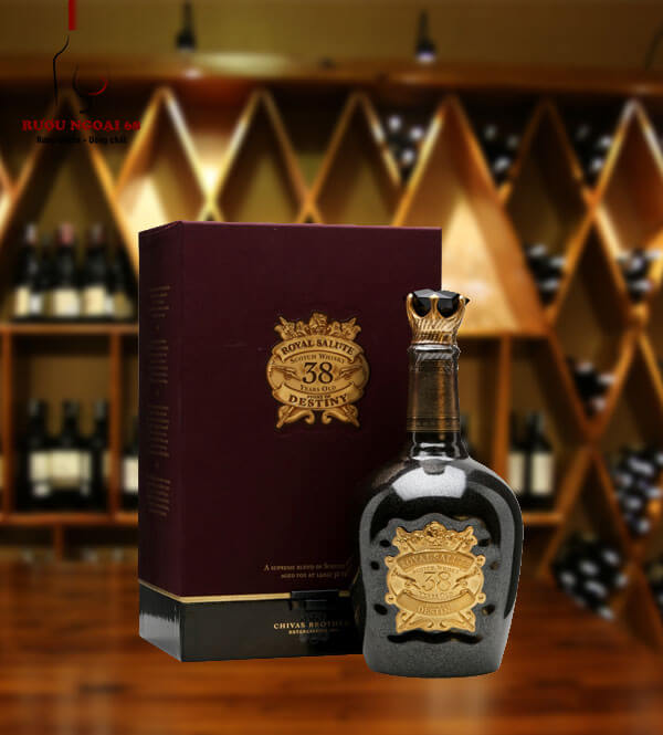 Rượu Chivas 38 năm