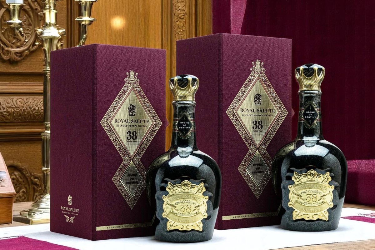 Rượu Chivas 38 năm giá tốt nhất phân phối bởi Rượu Bia Nhập Khẩu 88