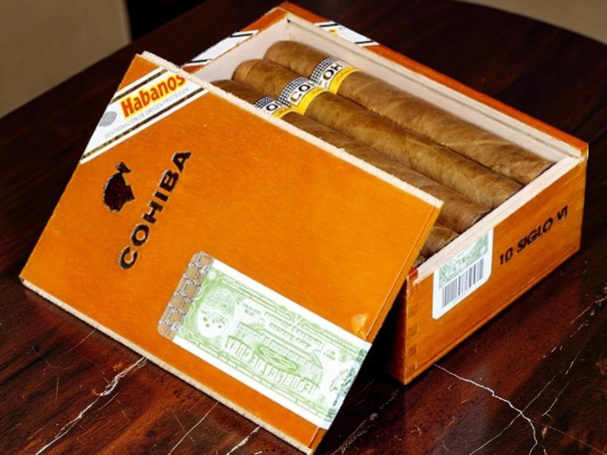 Cận cảnh nắp trượt hộp xì gà Cohiba Siglo 6 hộp 10 điếu