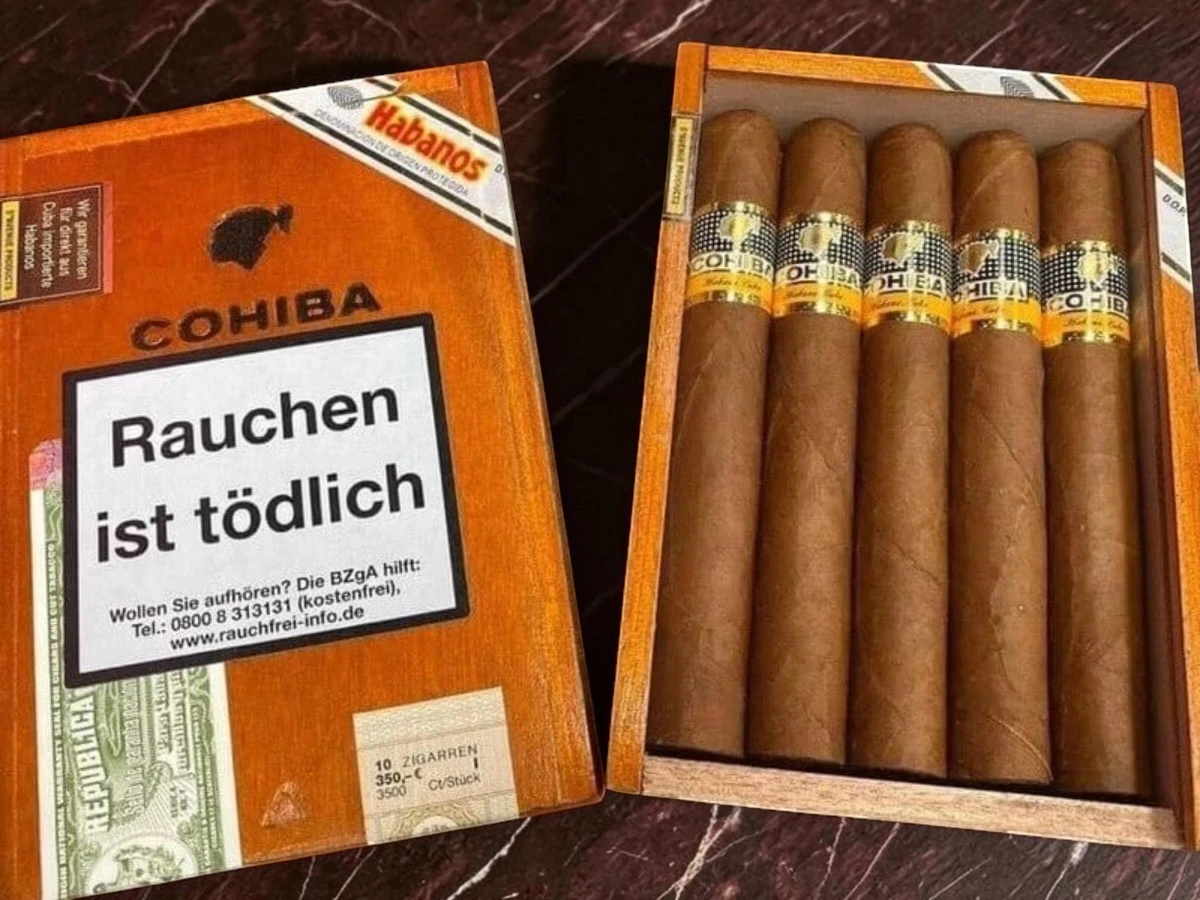 Cận cảnh mở nắp hộp và điếu xì gà Cohiba Siglo 6 hộp 10 điếu chính hãng