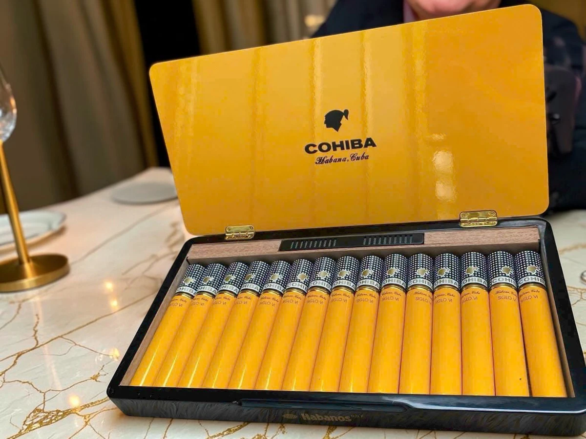Xì gà Cohiba Siglo 6 hộp sơn mài 15 điếu chính hãng Cuba