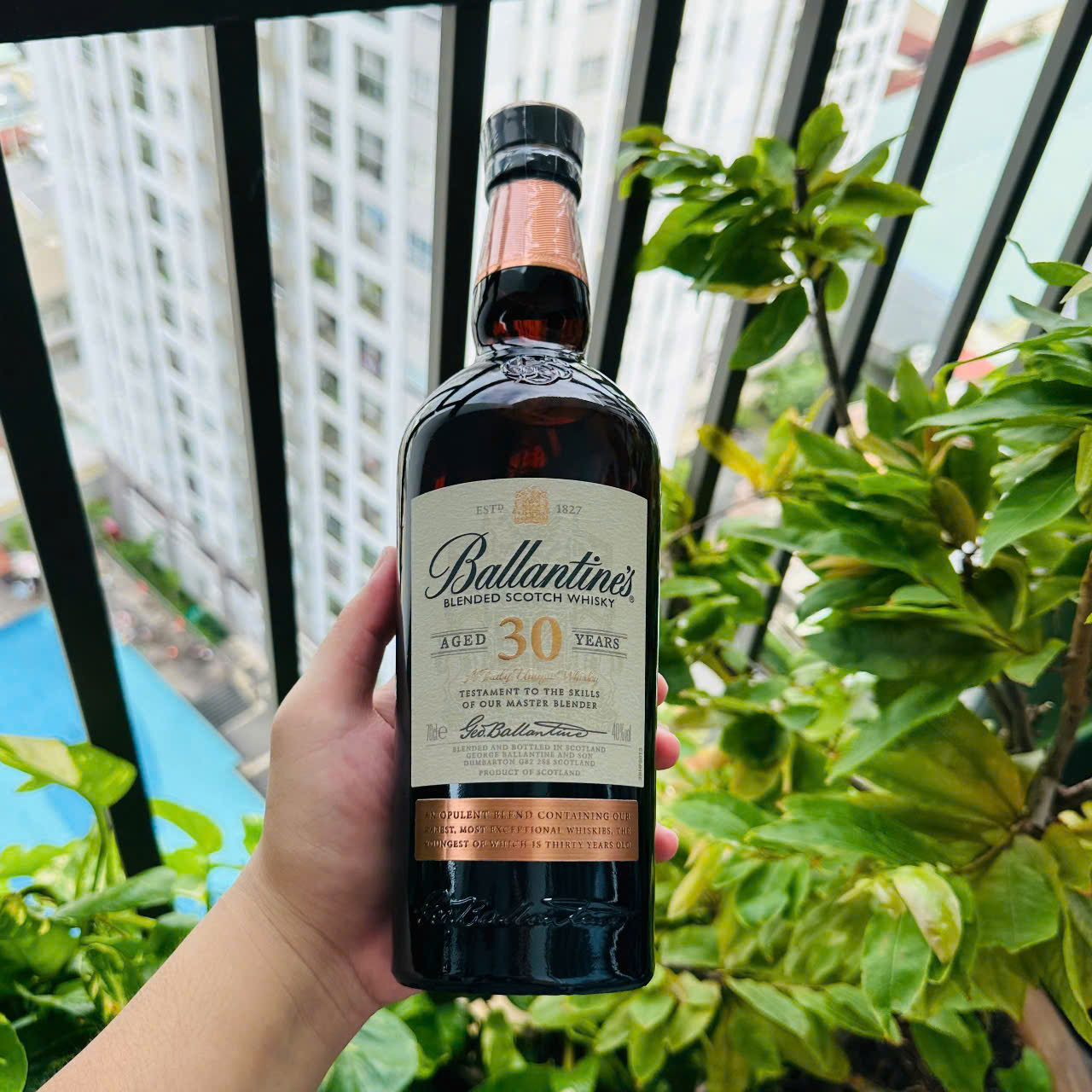 Rượu Ballantine’s 30 năm