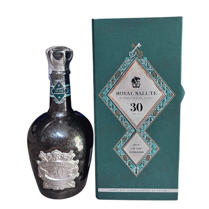 Rượu Chivas 30 Năm