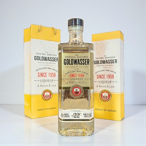 Rượu Vodka Goldwasser Đức