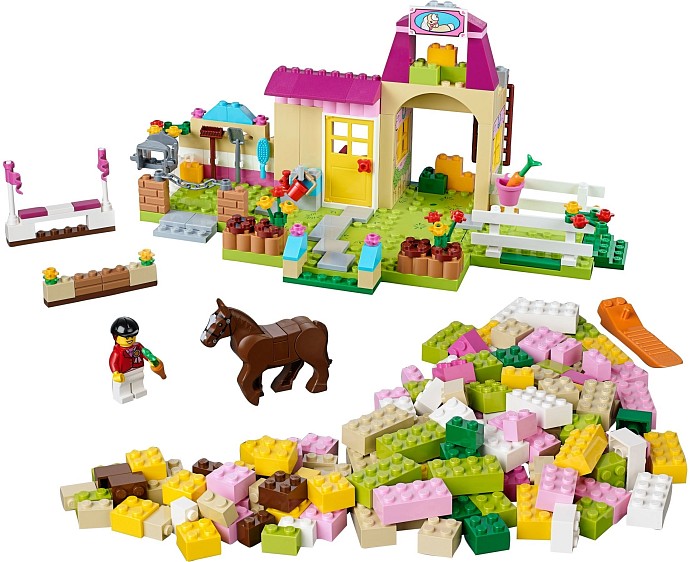 10674 LEGO® Junior: Pony Farm