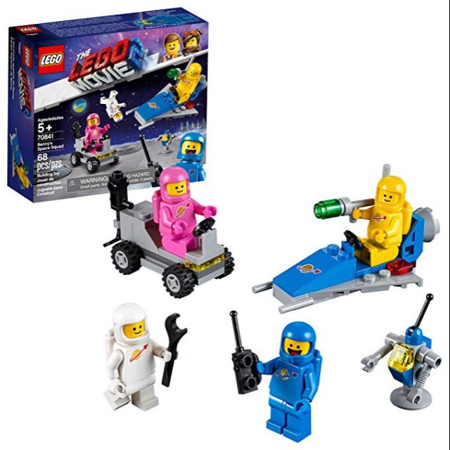 70841 THE LEGO MOVIE 2 Benny’s Space Squad - Biệt đội phi hành gia của Benny.