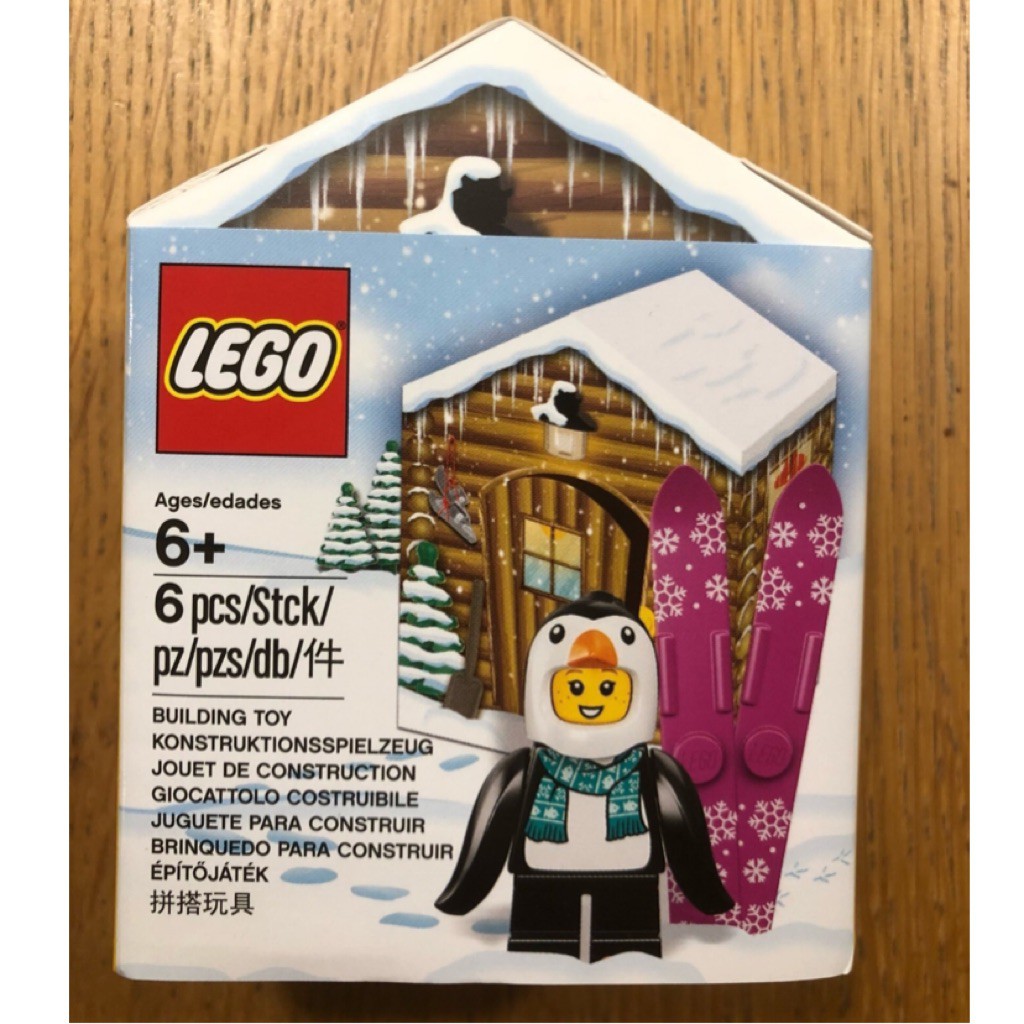 ?? 5005251 LEGO Penguin Suit Girl. - Nhân vật Chim cánh cụt mùa đông