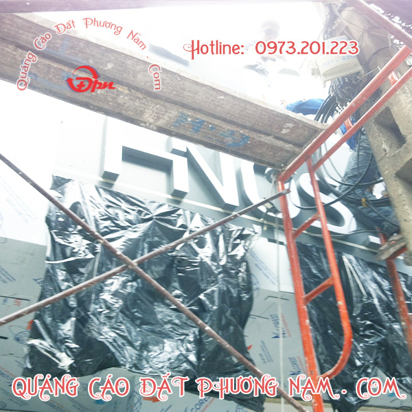 Để có một bảng hiệu alu đẹp thẫm mỹ cao