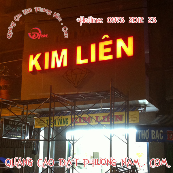 Bảng hiệu Alu Chữ nỗi mica - Trang trí ốp alu bên trong nội thất của tiệm vàng Kim Liên Chợ An Đông