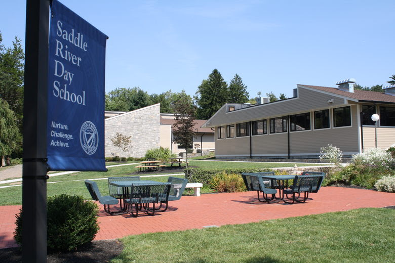 SADDLE RIVER DAY SCHOOL -  HỌC BỔNG LÊN ĐẾN $5,000