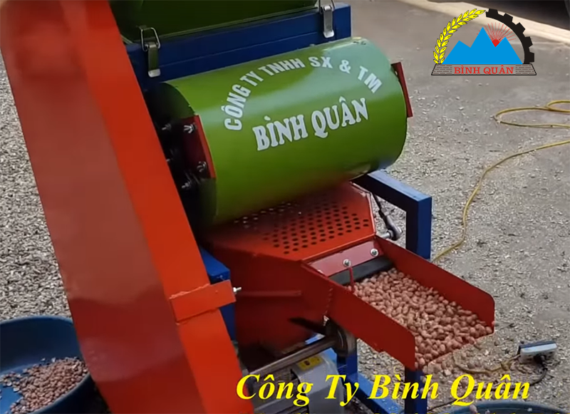 Máy bóc vỏ lạc bình quân