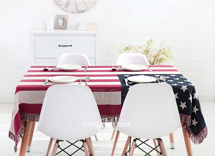 Thảm làm khăn trải bàn vô cùng xinh xắn và lạ mắt