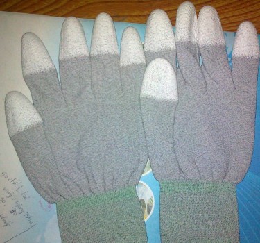 Găng tay chống tĩnh điện phủ PU đầu ngón