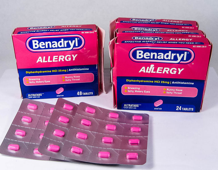 thuốc giảm sưng Benadryl
