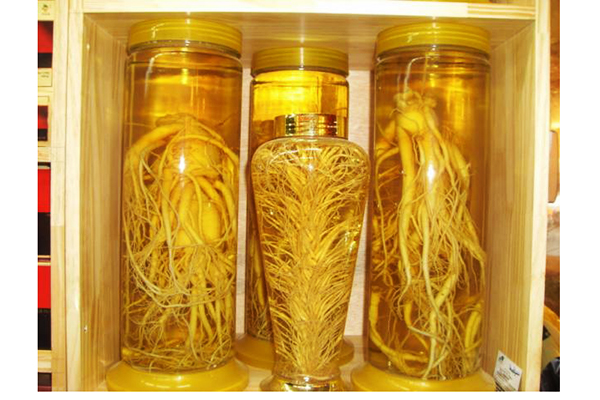 ruou-sam-tuoi-han-quoc