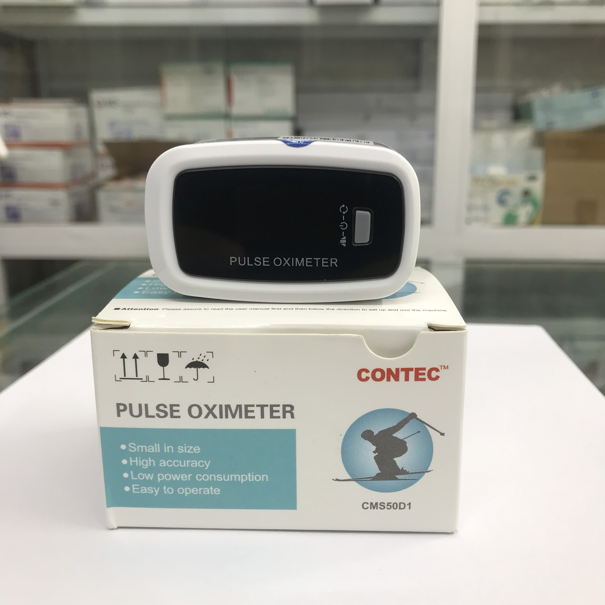 Máy đo nồng độ oxy trong máu SPO2 Contec CMS50D1
