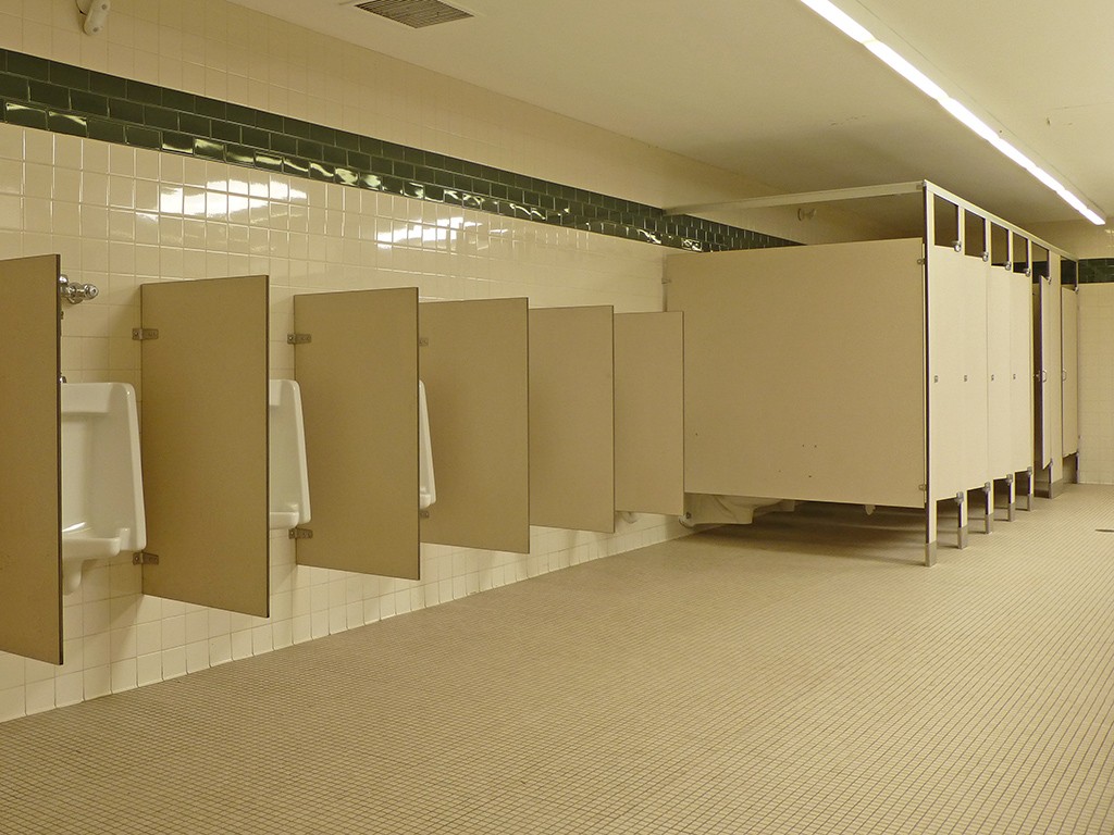 Tiêu chuẩn nhà vệ sinh trường trung học 8 nhà vệ sinh trường học