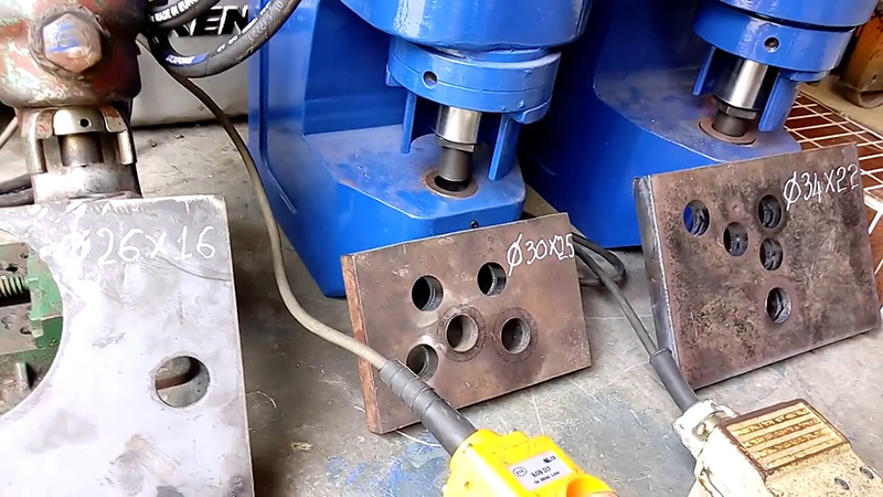 Hướng dẫn cách bảo dưỡng máy đột lỗ thủy lực