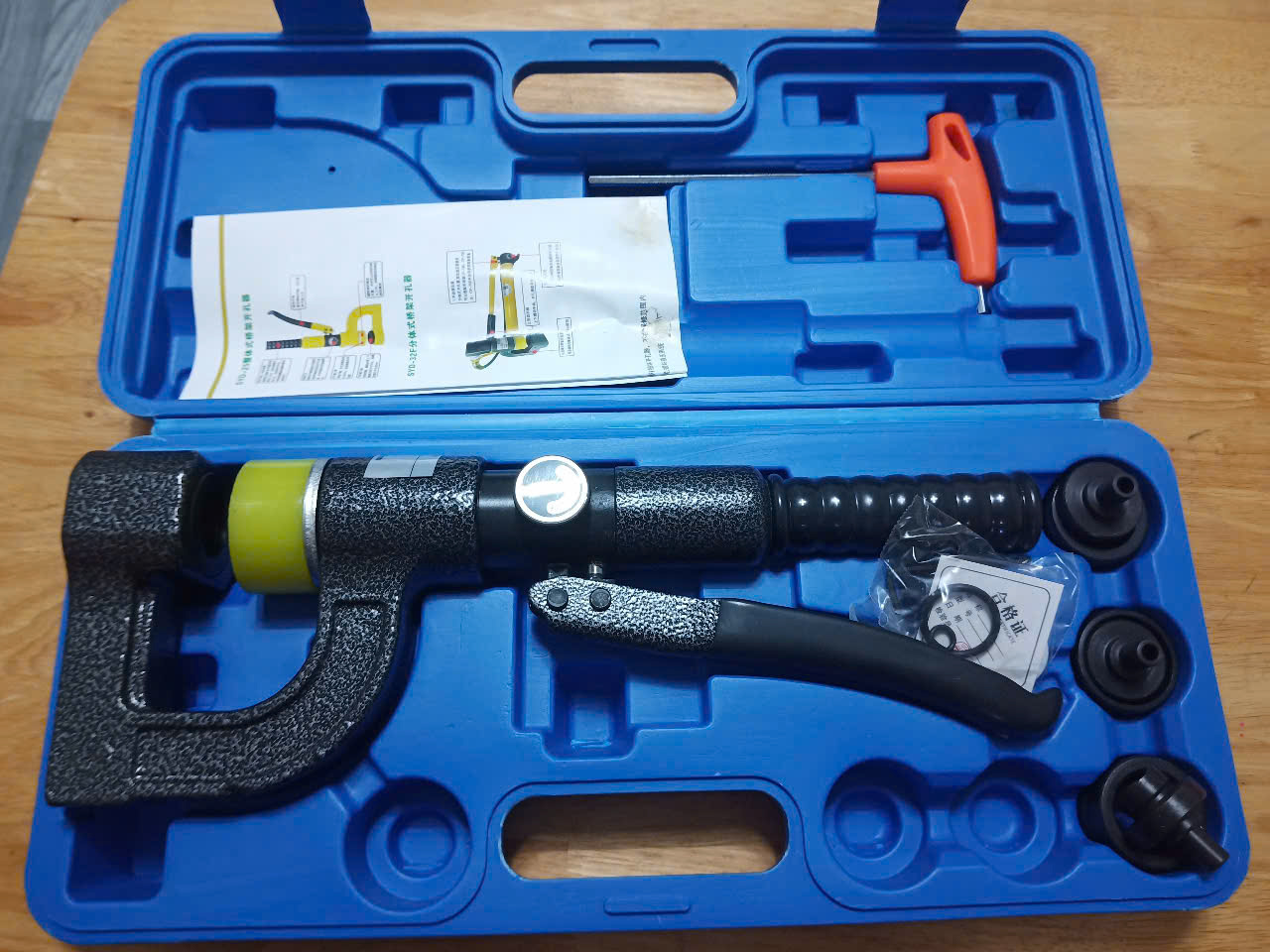 Bộ Khoét Tôn SYD32 – 4 Khuôn (16–32mm)